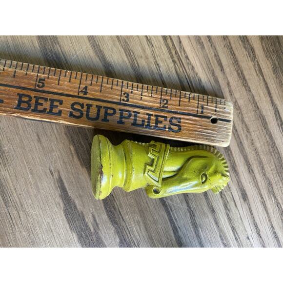 Vintage Midcentury Medieval Duncan Ceramic Hand Painted Chess Pieces Knights - Picture 4 of 4